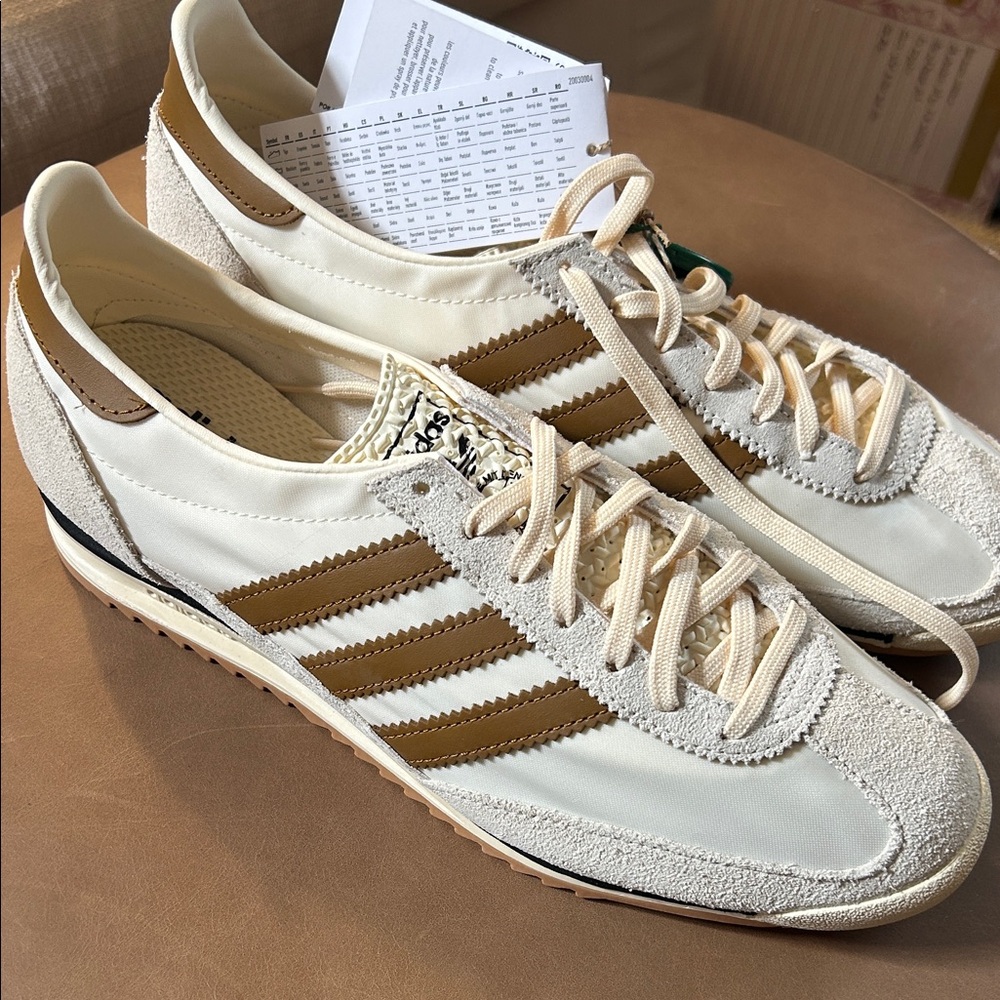 Adidas Men's Beige and Tan Sneakers